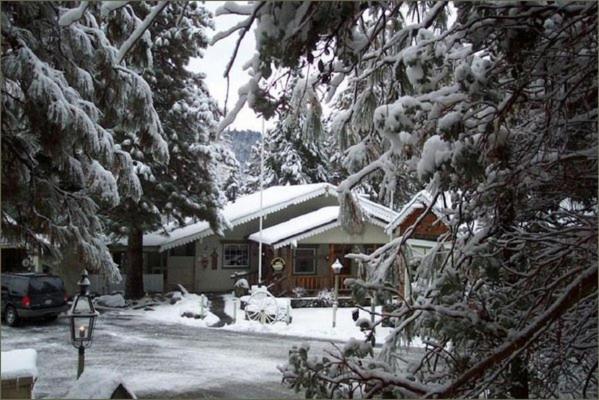 Narrow Gauge Inn Фиш Камп Екстериор снимка