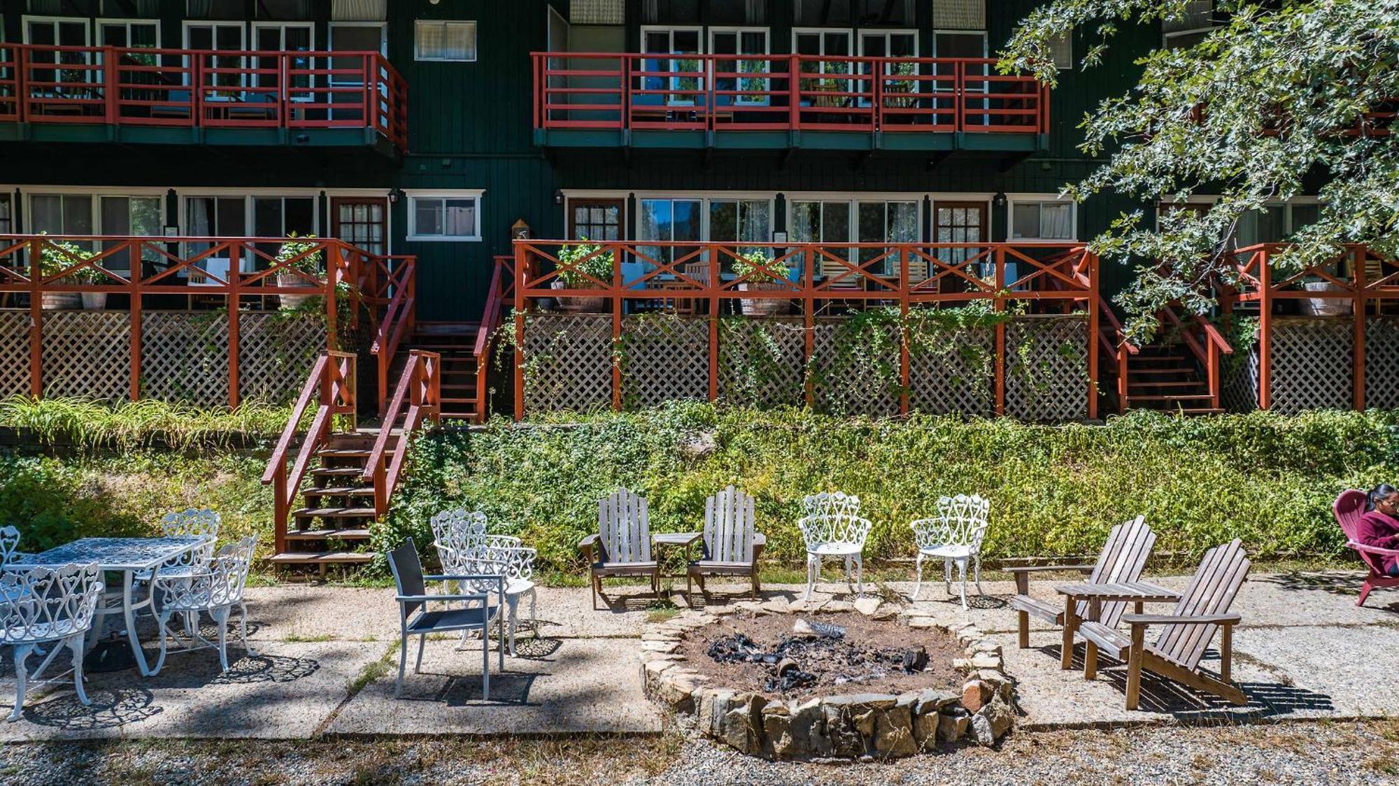 Narrow Gauge Inn Фиш Камп Екстериор снимка