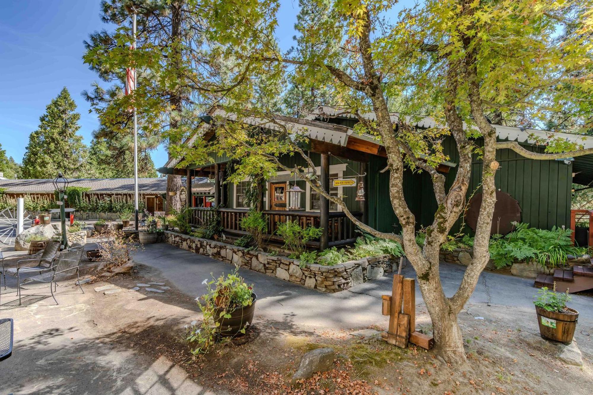 Narrow Gauge Inn Фиш Камп Екстериор снимка
