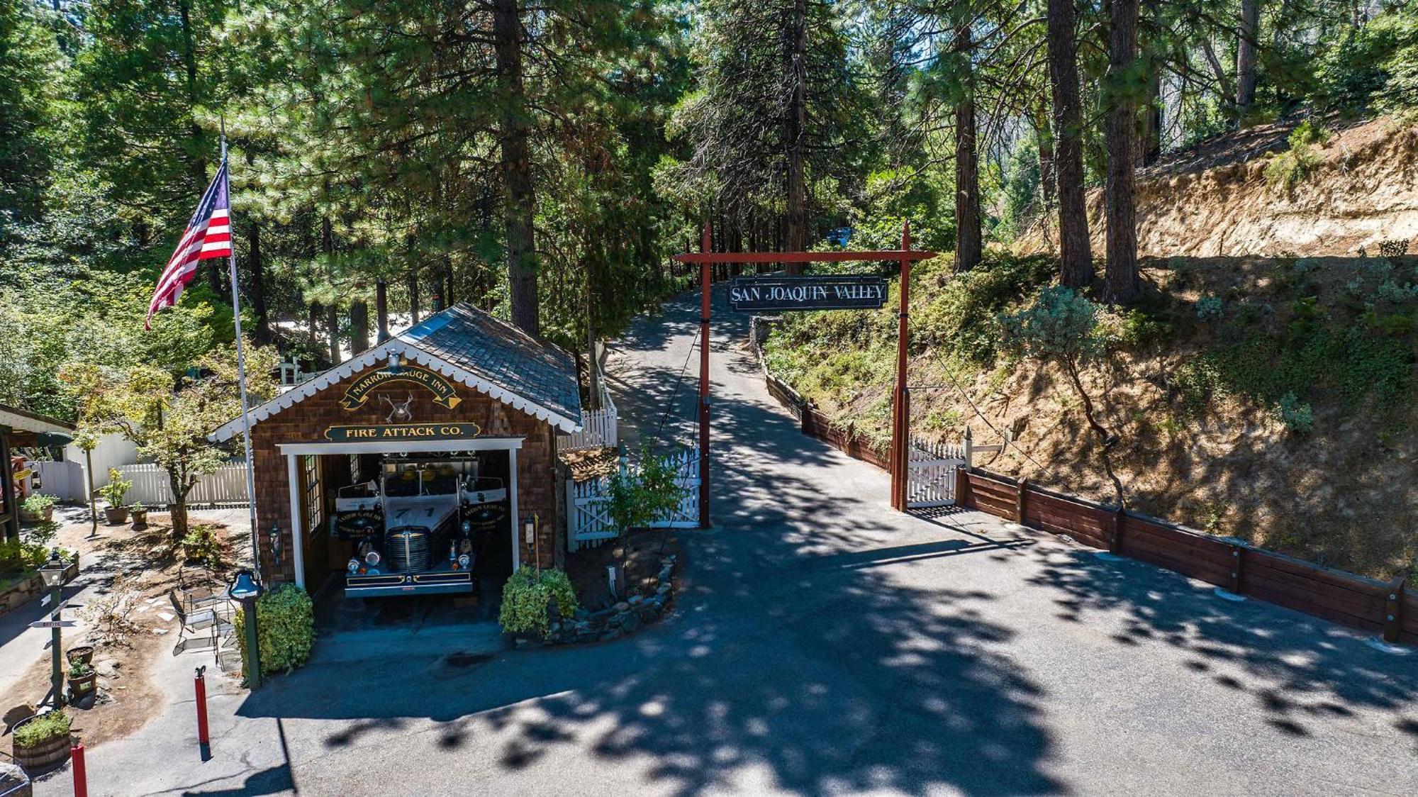 Narrow Gauge Inn Фиш Камп Екстериор снимка