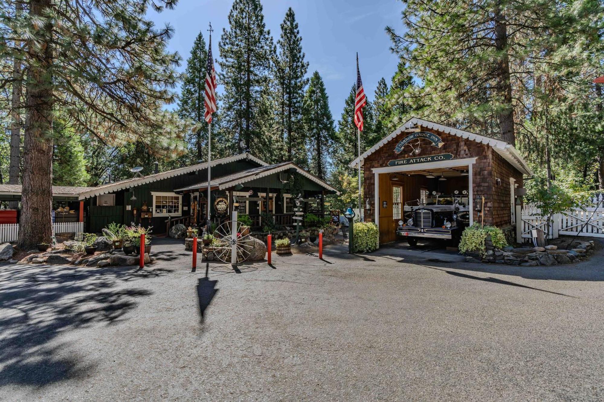 Narrow Gauge Inn Фиш Камп Екстериор снимка