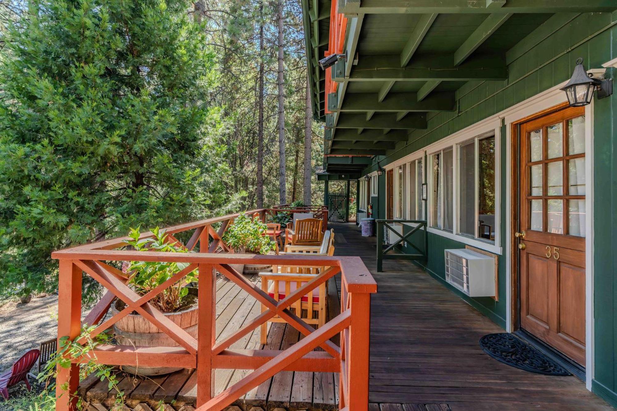 Narrow Gauge Inn Фиш Камп Екстериор снимка