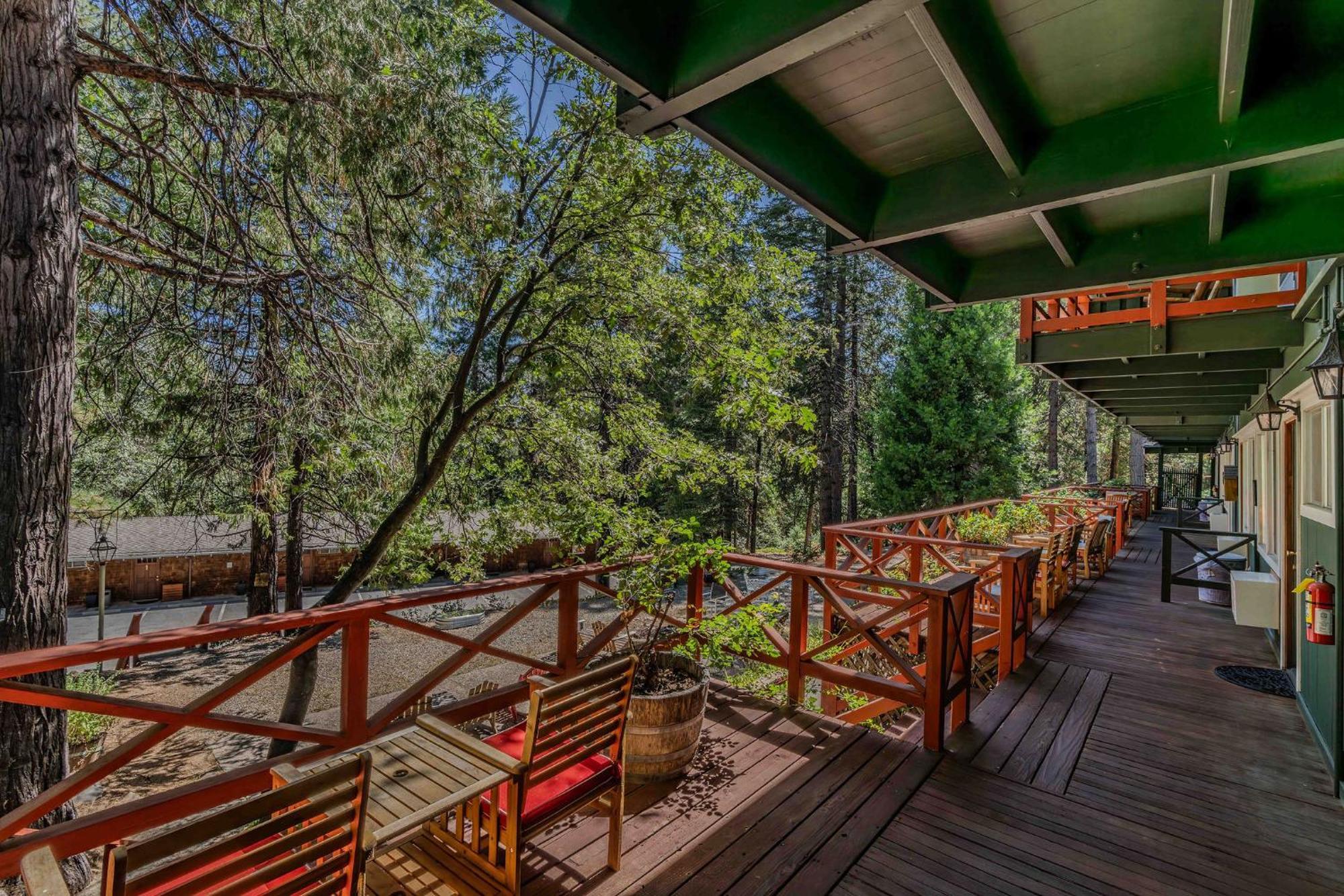 Narrow Gauge Inn Фиш Камп Екстериор снимка
